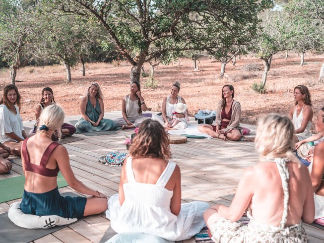 8 Day Feminine Awakening Women Retreat in Ibiza 