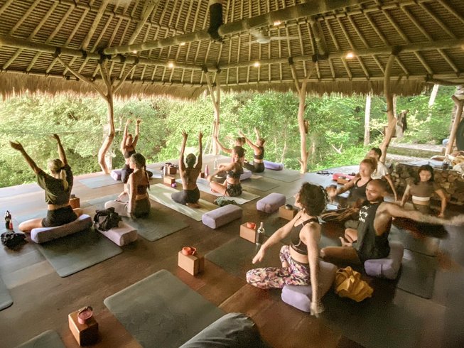4 Day Avakaza Yoga Retreat in Kuta Lombok, Indonesia - BookYogaRetreats.com