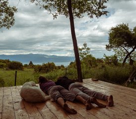 8 jours en stage de yoga - Essence of Yoga: immersion estivale à Anavra, Grèce - Photo 2