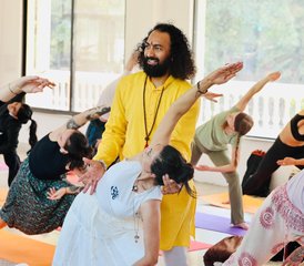 26 jours en formation de professeur de yoga ayurvédique 200h à Rishikesh, Inde - Photo 3