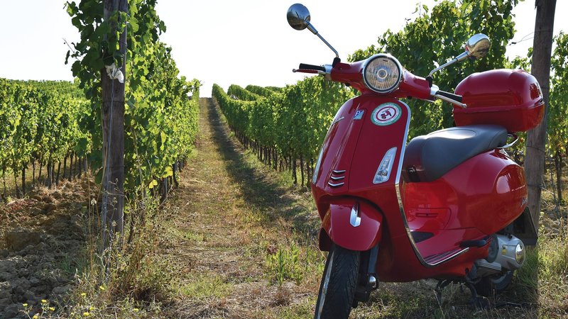 6 Day Self-Guided Vespa Tour in Umbria