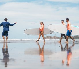 77 días de programa de surf para principiantes e intermedios en Nosara, Costa Rica - Photo 1