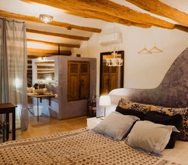 6 Tage Seelenplan Yoga Retreat: Reconnect Klarheit und Innere Ruhe in Torrelles de Foix, Spanien - Photo 3