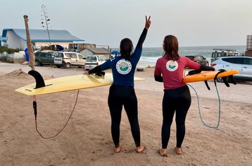 8 Tage Mittelstufe Surf Coaching Erlebnis in Tamraght, Marokko