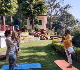 15-Daagse 100-urige Intensieve Bijscholing voor Yogazoekers: Yogadocentenopleiding in Rishikesh, India - Photo 4