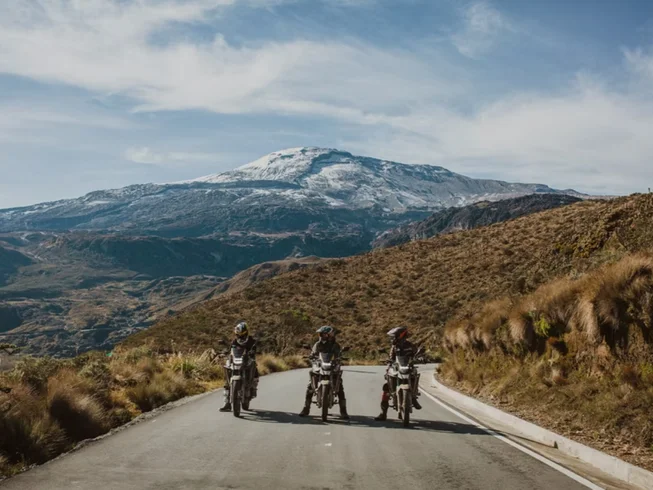 4 Day Guided Volcanos and Hot Springs Motorcycle Tour in The Andes, Colombia photo 2