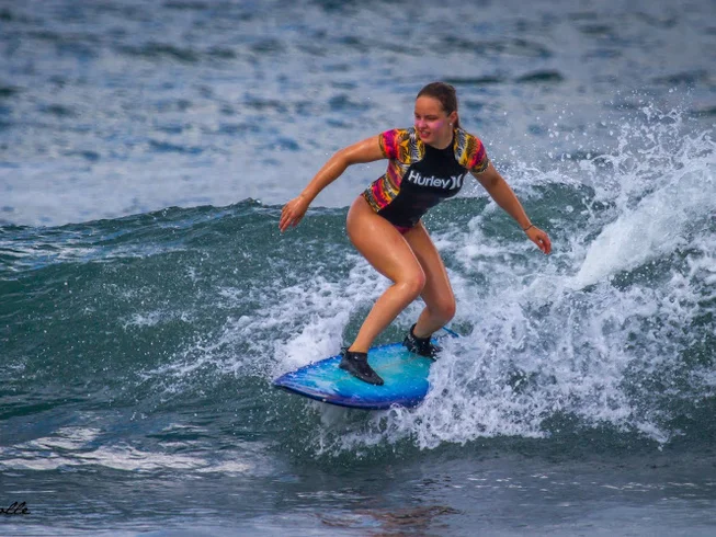 5 Day In Between White Wash And Green Waves Blue Surf Coaching In Medewi Bali Indonesia
