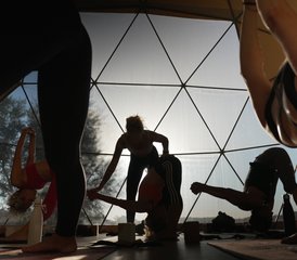 7 Day Advanced Rocket Yoga and Holistic Nutrition Retreat in Algarve, Portugal - Photo 2