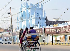 Lucknow Retiros y Viajes