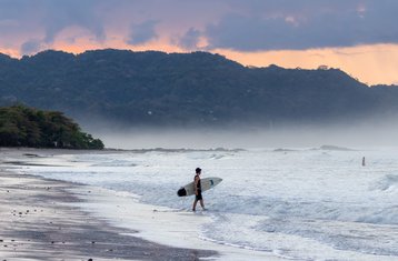 10 días de campamento de surf en Santa Teresa, provincia de Puntarenas, Costa Rica