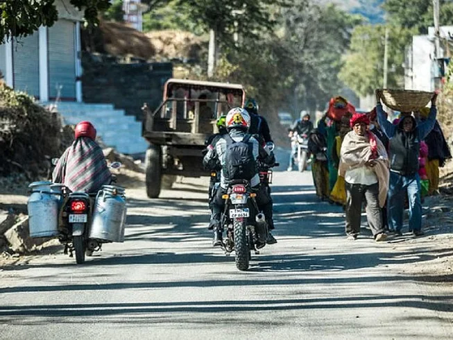 8 Day Delhi-Agra-Jaipur Golden Triangle With Amritsar City Guided Motorcycle Tour in India