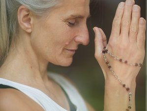 6 jours en stage de yoga des 5 éléments avec Sreemati à Nivillac, Bretagne, France
