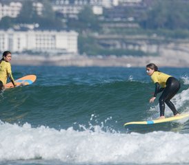 48 Tage Surf- und Yoga Retreat in Somo, Kantabrien, Spanien | Samana Mental and Emotional Surf Coaching - Photo 1
