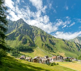 3 Tage „Yogaweekend“ in Samnaun, Schweiz - Photo 2
