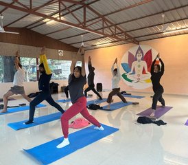 625 días de curso de formación de profesores y 200 horas con sanación con sonido en Rishikesh, India - Photo 1
