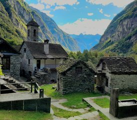 6-Daagse Yoga-, Natuur- en Watervallen Retreat in Vallemaggia, Ticino, Zwitserland - Photo 4