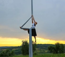 87 Day Flourish: A Yoga Retreat for Aerial Creation and Expansion in Umbria, Italy - Photo 1