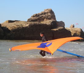 5 días de campamento de wingfoil para principiantes y nivel intermedio en Essaouira, Marruecos - Photo 3