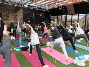 3 Day Glamping Yoga Retreat in Cotswolds, UK 