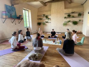 15 jours-200h en formation de professeur de yoga au château de Montcuquet, Tarn