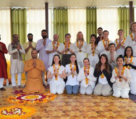13 jours-100h en formation de professeur de yoga hatha, ashtanga et vinyasa à Rishikesh, Inde - Photo 2