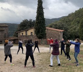 23 días de retiro de yoga del tercer chakra: "Recuperar la Autoestima" en Sant Ferriol, Girona - Photo 1