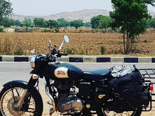 9 Day Rajasthan Guided Motorbike Tour with Delhi and Agra Sightseeing