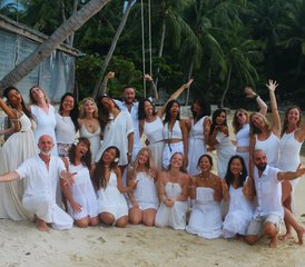 829-tägige, 200-stündige Multistyle-Yoga-Lehrerausbildung mit veganer Verpflegung in Koh Phangan, Thailand - Photo 1