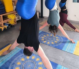2 jours en stage de yoga aérien, spa, fleurs de Bach, bain sonore et ateliers dans le Jura, France - Photo 3