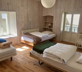 7 jours de stage de Yoga Iyengar dans un éco-gîte au milieu de la forêt dans le Jura en France - Photo 4