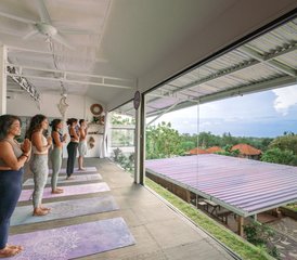 21 jours-200 hr Formation hybride en YTT MultiStyle au Ocean View Shala près de la plage de Bingin, Bali, Indonésie - Photo 2