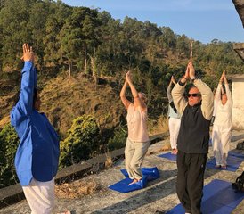 10 jours en stage de méditation et yoga dans un ashram dans l’Himalaya, près de Dharamsala, Inde - Photo 2