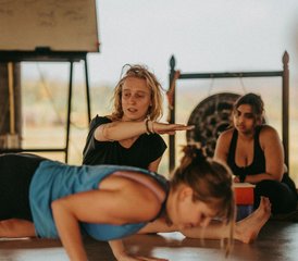 029 jours-300h en formation de professeur de yoga niveau 2 à Chiang Mai, Thaïlande - Photo 1