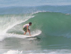 7 Day Legendary Surf Lessons with Coaching or Tour in La Libertad, El Salvador