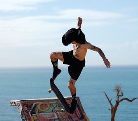 98 jours en stage de surf et skateboard tous niveaux à Tamraght, Maroc - Photo 1