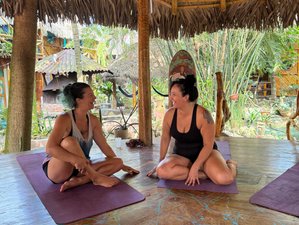11 jours en stage de yoga et surf pour se reconnecter à soi à Montañita, Santa Elena, Équateur