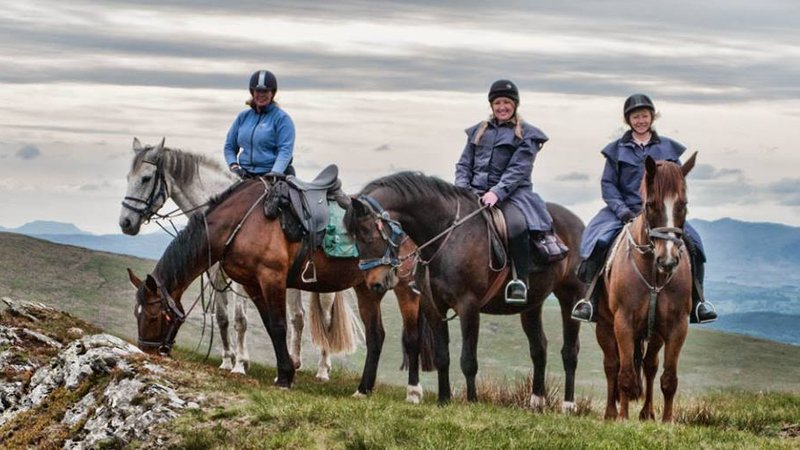 3 Days Valley Trail Horse Riding Holiday in Wales, UK