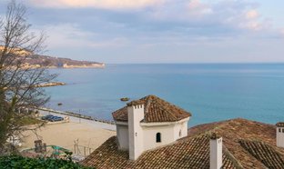 Warna Retreats und Reisen