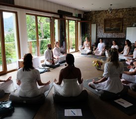 21 días de profesorado de yoga de 200 horas multiesilo en Heimbach, Eifel, Alemania - Photo 4