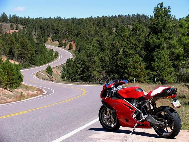 12 Day Motorcycle Tour of the Colorado Mountain Giants: Fully Guided Tour of Western Mountain States photo 6