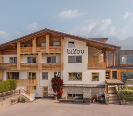 8 Tage Wochenspecial zum Bergyogafestival „Einfach Sein“ in Schladming, Österreich - Photo 2