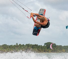 87 Tage Aufregendes Kitesurf Camp für Anfänger im De Silva Palmresort in Kalpitiya, Sri Lanka - Photo 1