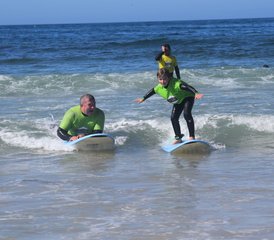 8 días de campamento de surf y estancia para todos los niveles en Peniche, Portugal - Photo 3