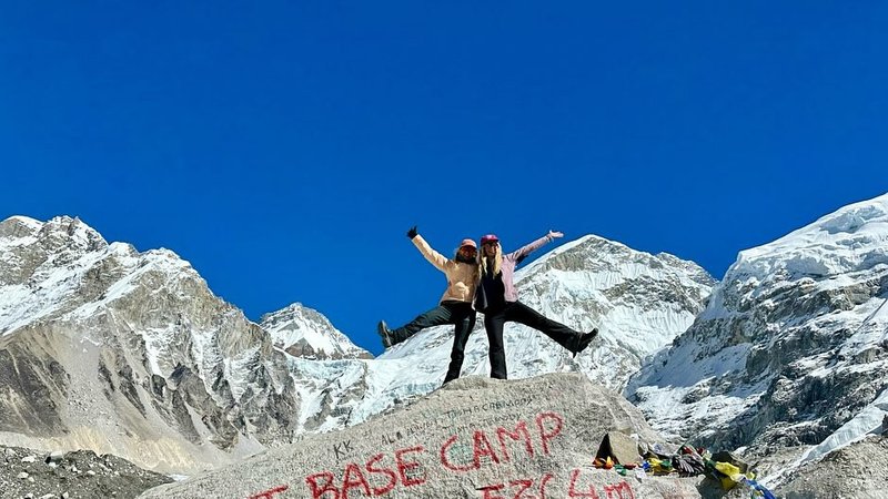 10 Day Ghorepani Poon Hill Hiking Tour with Yoga in Nepal
