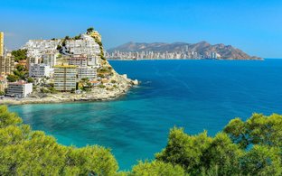 Finestrat Retiros y Viajes