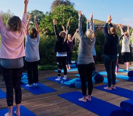 84 días de retiro de yoga en el impresionante campo de Dorset, Reino Unido - Photo 1