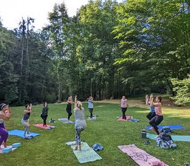 4 Daagse Geworteld En Wild Vrouwen Yoga Retreat In De Buurt Van Asheville, NC, VS  - Photo 3
