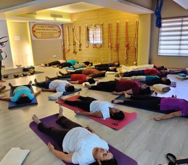 22 jours-200h d'alchimie yogique et sagesse dévoilée : formation de professeur de yoga à Rishikesh, Inde - Photo 2