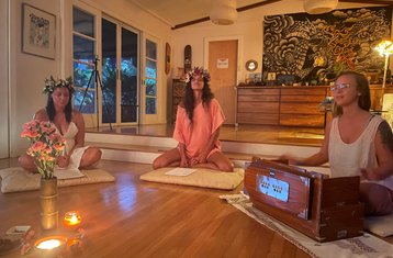 5 Day Awake Goddess Untamed Retreat with Yoga and Beach Excursions in Kealakekua, Hawaii, USA