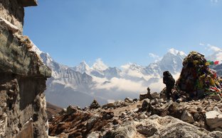 Lobuche Retraites en Reizen